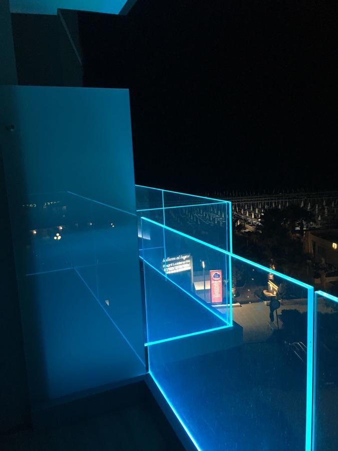 Hotel Diplomatic ริชโชเน ภายนอก รูปภาพ